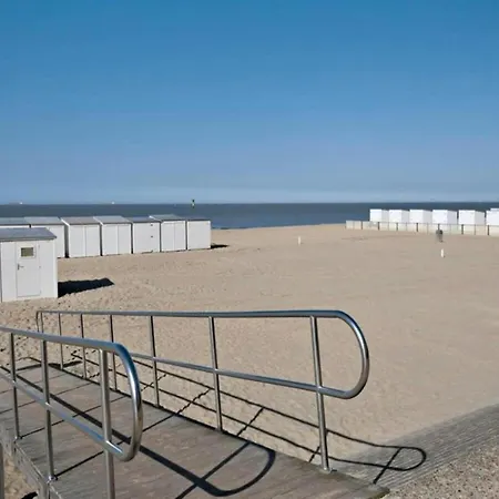 Sea View For 6 Guests