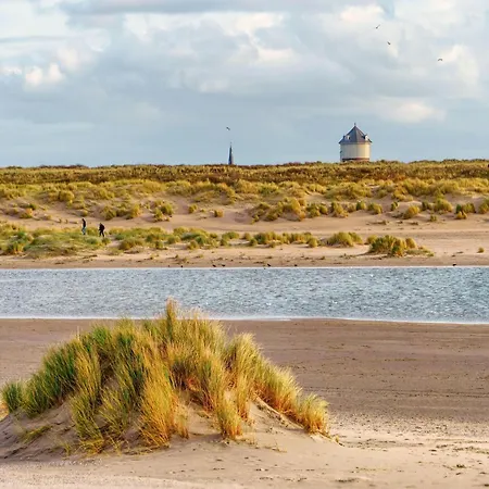 Sea View For 6 Guests Apartman *