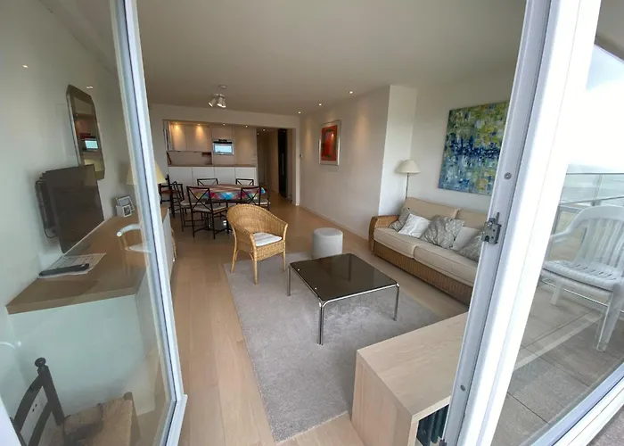 Sea View For 6 Guests *