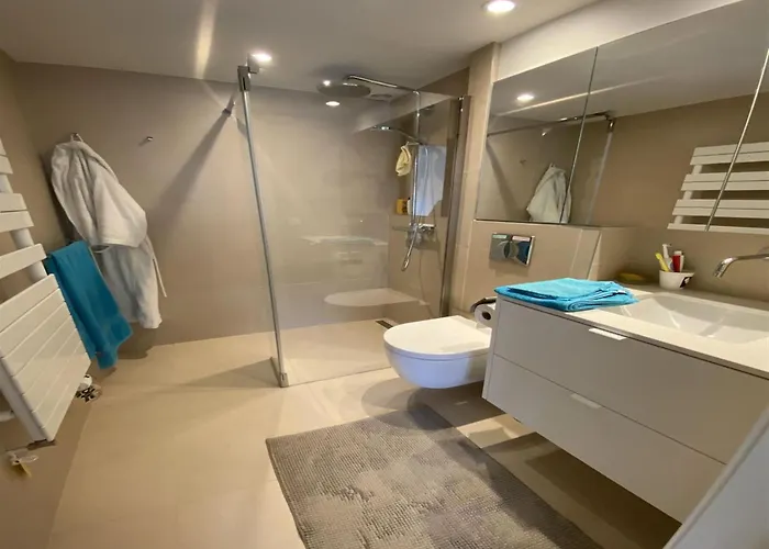 Apartman Sea View For 6 Guests